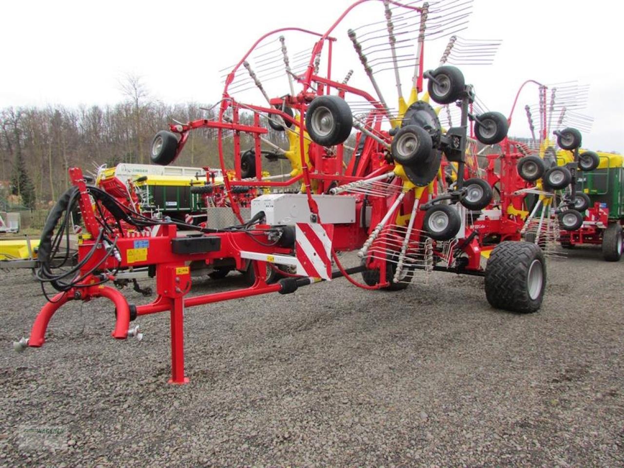 Schwader типа Pöttinger Top 1252C S-Line, Gebrauchtmaschine в Bad Wildungen - Wega (Фотография 1)
