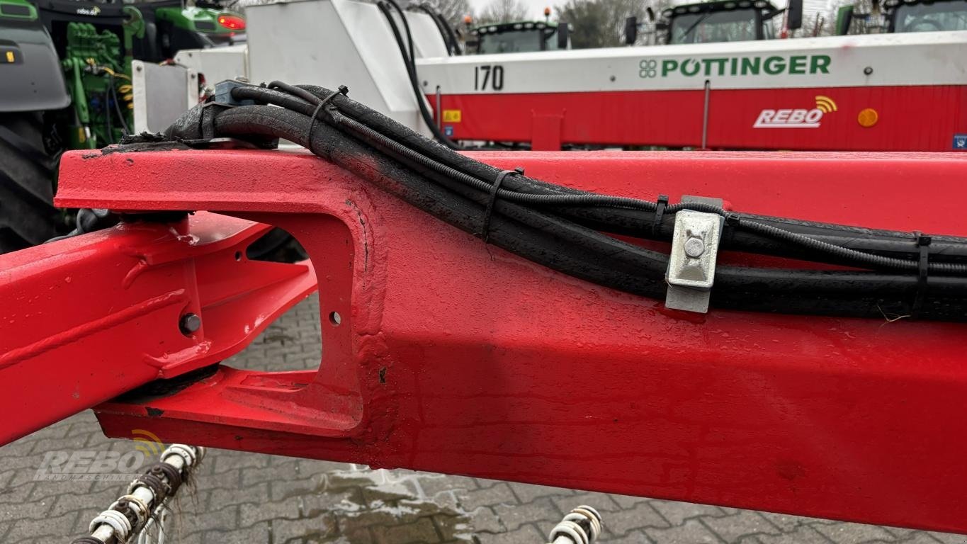 Schwader du type Pöttinger Top 1403 C, Gebrauchtmaschine en Aurich (Photo 7)