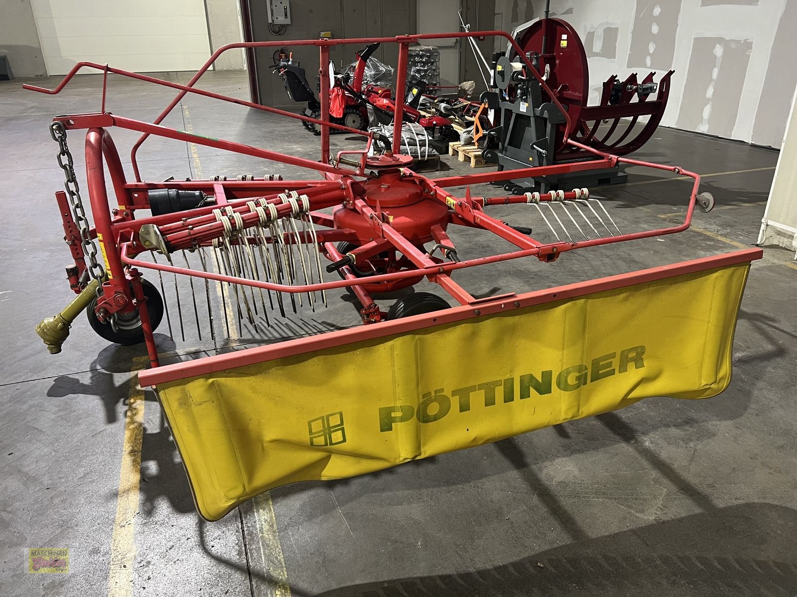 Schwader des Typs Pöttinger TOP 280 U, Gebrauchtmaschine in Kötschach (Bild 5)