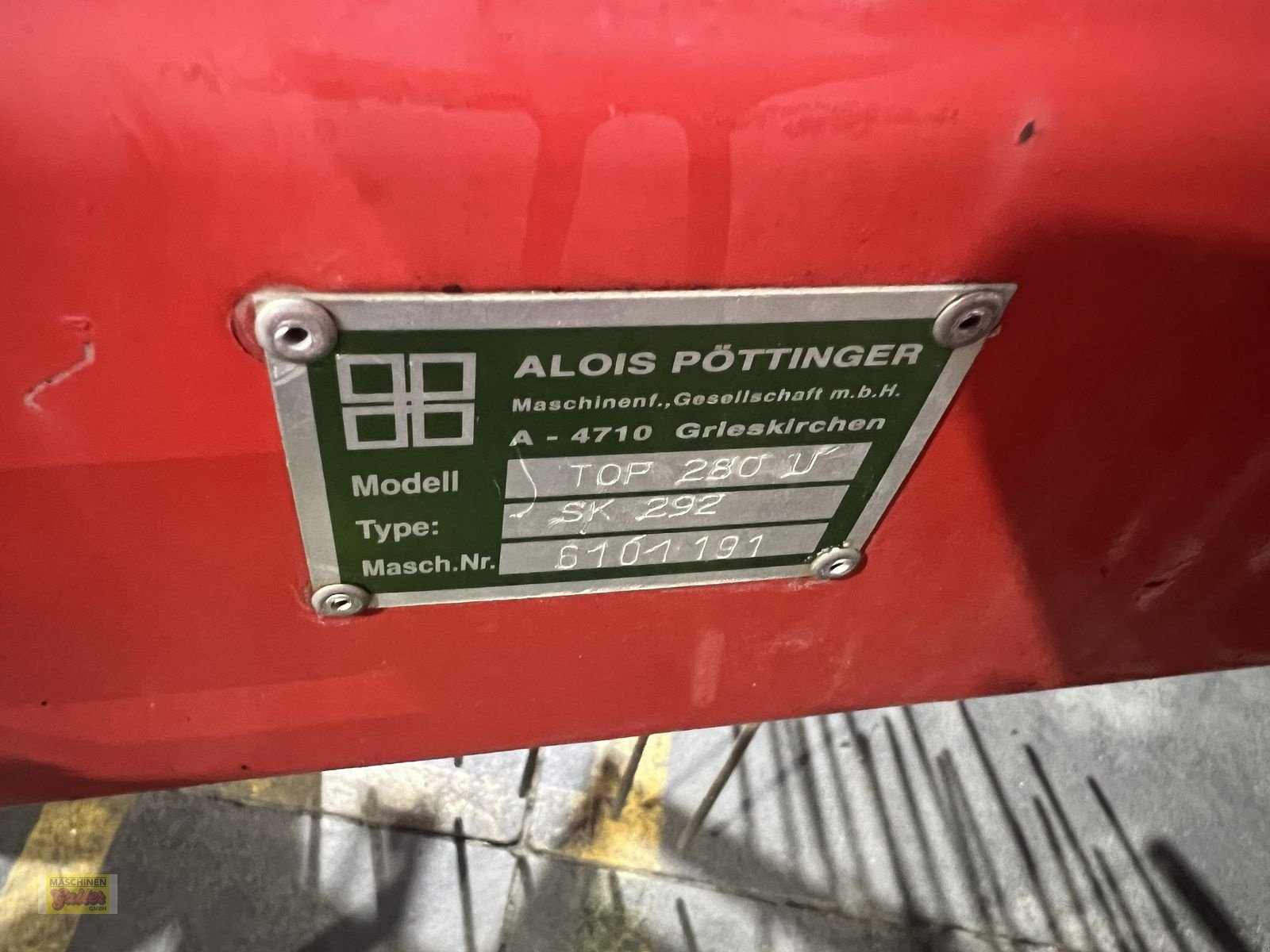 Schwader des Typs Pöttinger TOP 280 U, Gebrauchtmaschine in Kötschach (Bild 9)