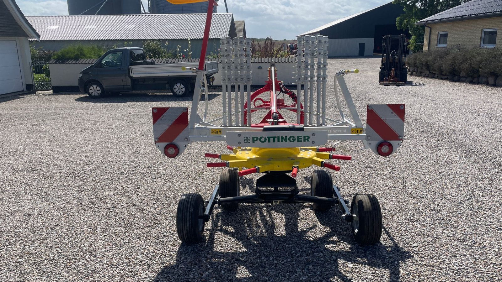 Schwader tipa Pöttinger Top 342, Gebrauchtmaschine u Slagelse (Slika 2)