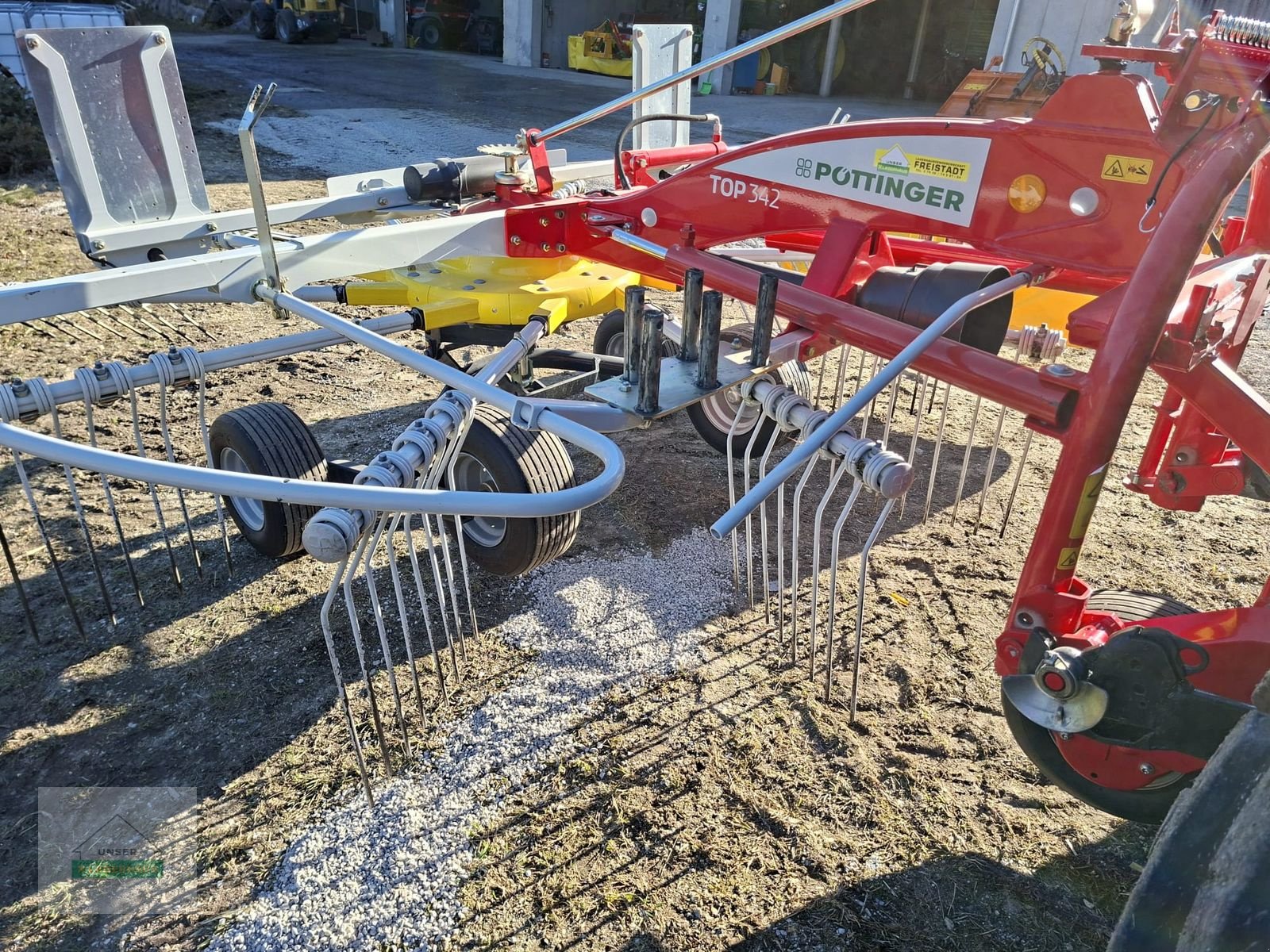 Schwader du type Pöttinger TOP 342, Gebrauchtmaschine en Freistadt (Photo 8)