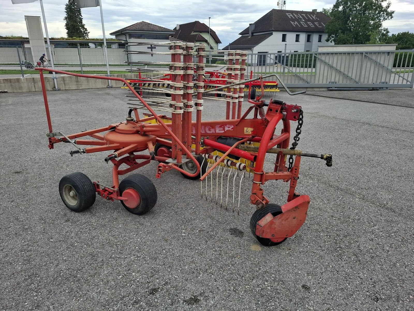 Schwader tipa Pöttinger TOP 380 N, Gebrauchtmaschine u Saxen (Slika 4)