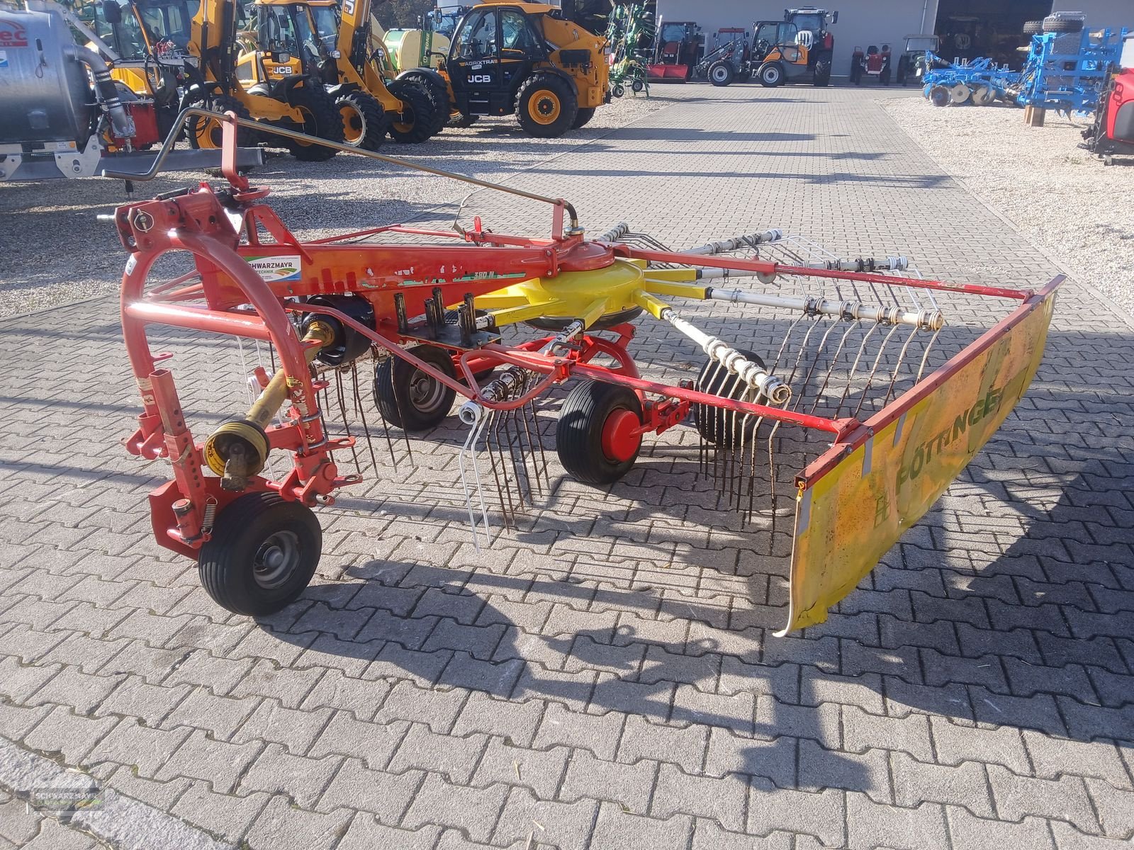 Schwader tipa Pöttinger Top 380N, Gebrauchtmaschine u Aurolzmünster (Slika 2)