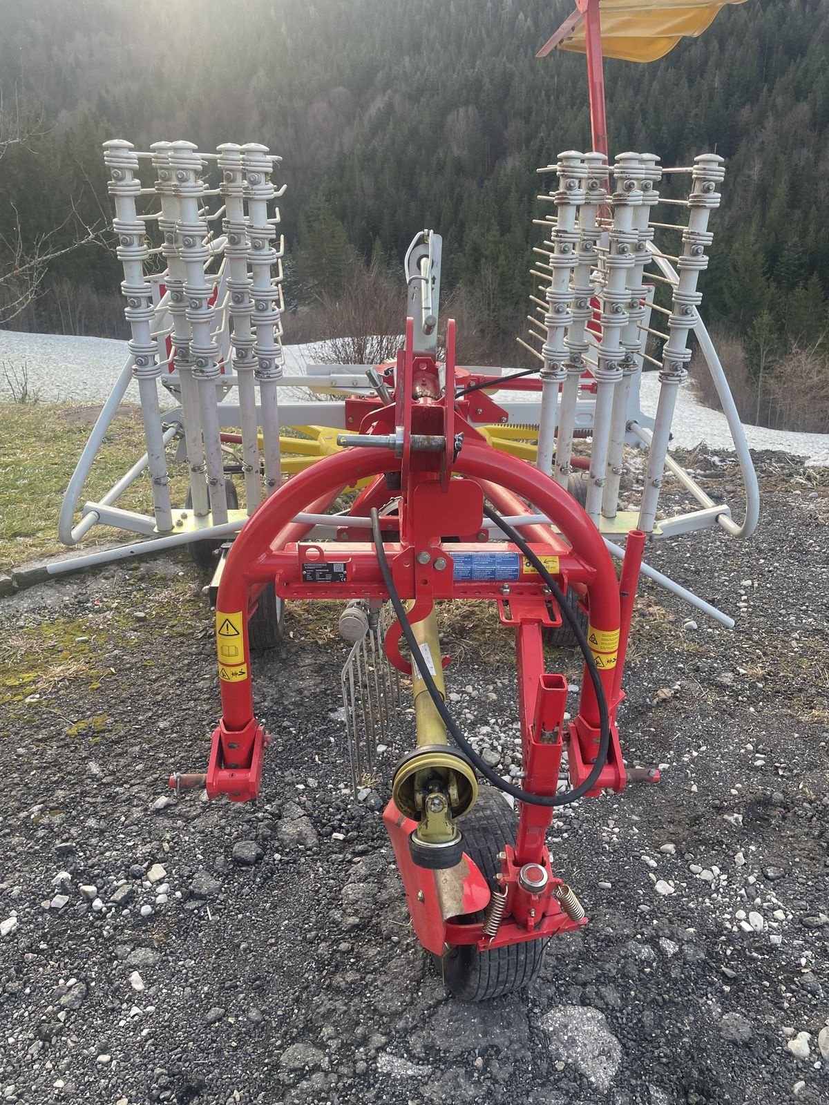 Schwader типа Pöttinger TOP 382, Gebrauchtmaschine в Adnet (Фотография 4)