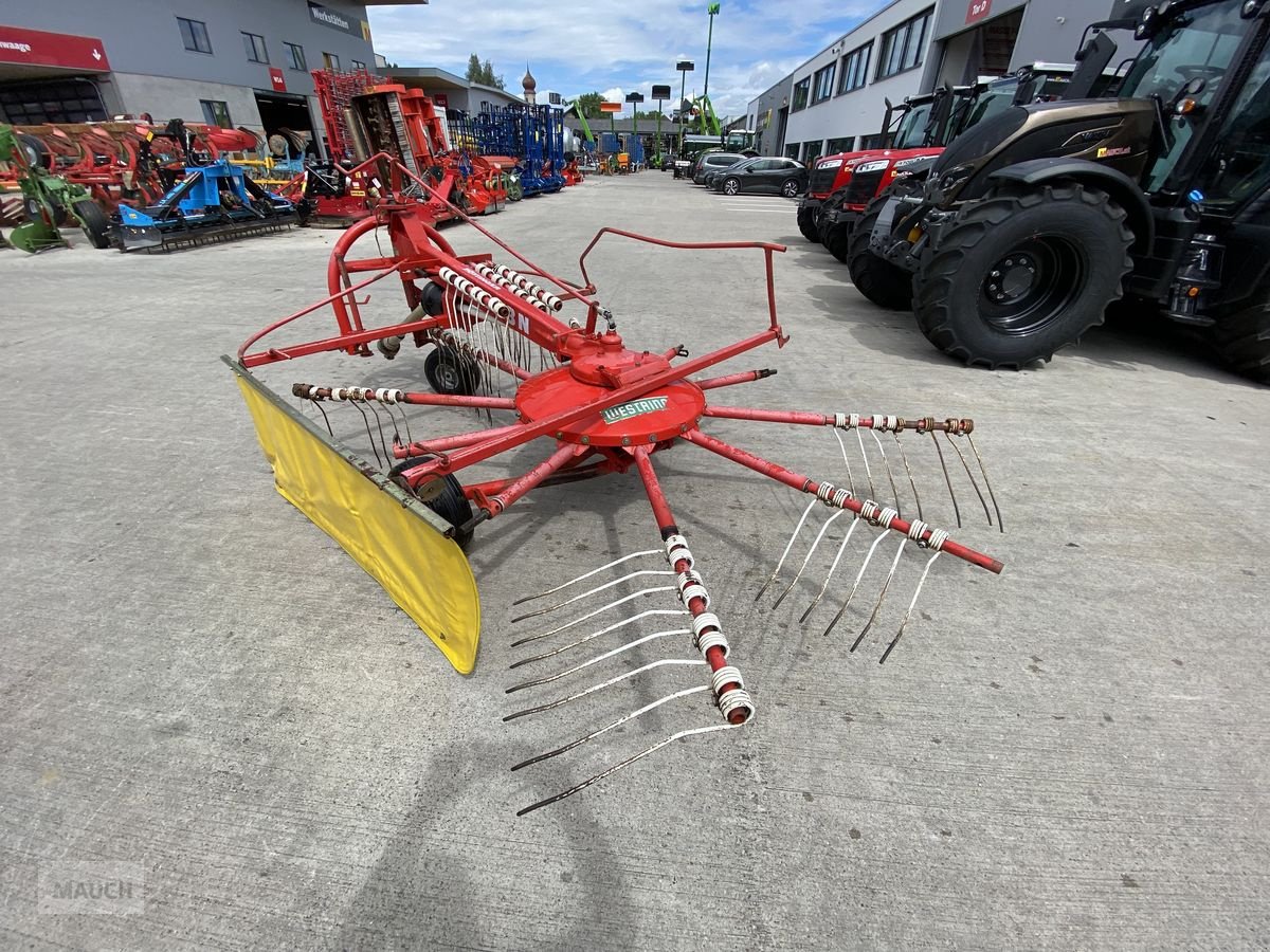 Schwader des Typs Pöttinger TOP 38N, Gebrauchtmaschine in Burgkirchen (Bild 7)