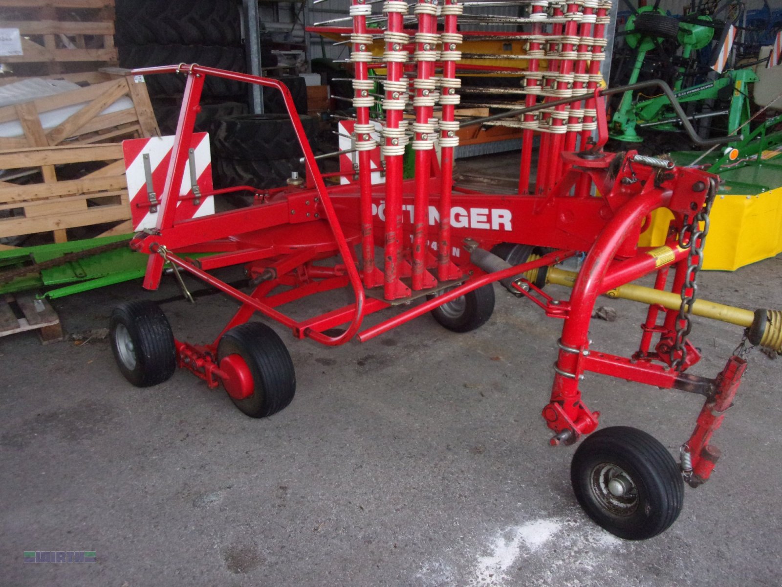 Schwader des Typs Pöttinger TOP 420 N, Typ SK 261, Gebrauchtmaschine in Buchdorf (Bild 1)