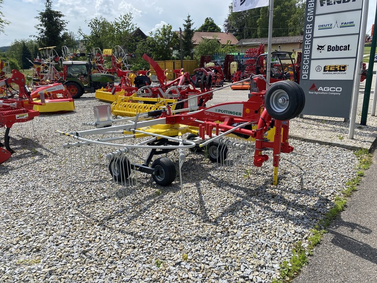 Schwader des Typs Pöttinger TOP 422, Neumaschine in Senftenbach (Bild 7)