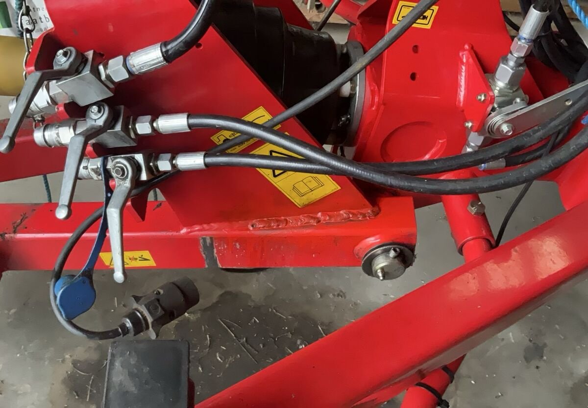 Schwader типа Pöttinger Top 611, Gebrauchtmaschine в Zwettl (Фотография 16)