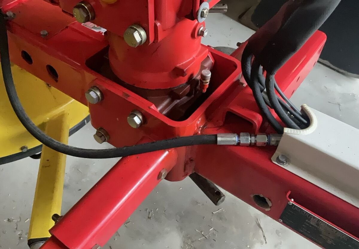 Schwader типа Pöttinger Top 611, Gebrauchtmaschine в Zwettl (Фотография 17)