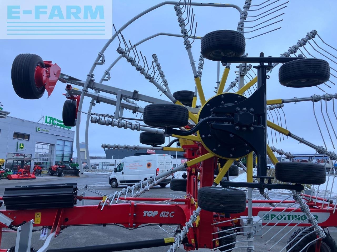 Schwader del tipo Pöttinger TOP 612 C Doppelschwader, Gebrauchtmaschine en REDLHAM (Imagen 12)