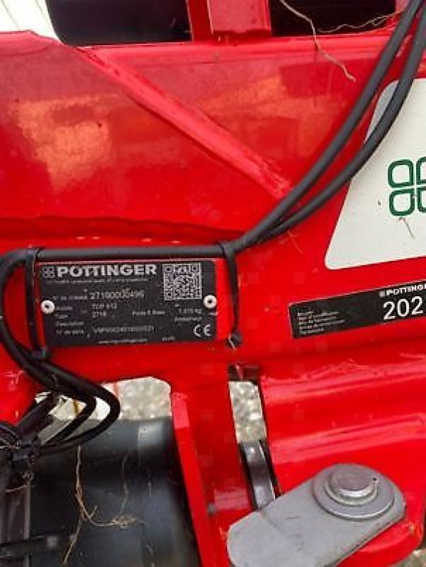 Schwader des Typs Pöttinger TOP 612, Gebrauchtmaschine in Muespach-le-Haut (Bild 4)