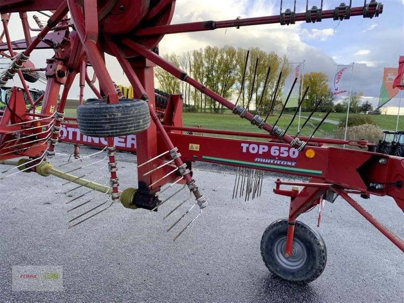 Schwader des Typs Pöttinger TOP 650 MULTITAST, Gebrauchtmaschine in Arnstorf (Bild 11)