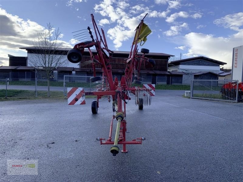 Schwader des Typs Pöttinger TOP 650 MULTITAST, Gebrauchtmaschine in Arnstorf (Bild 2)