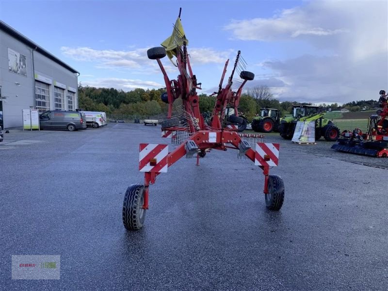 Schwader des Typs Pöttinger TOP 650 MULTITAST, Gebrauchtmaschine in Arnstorf (Bild 4)