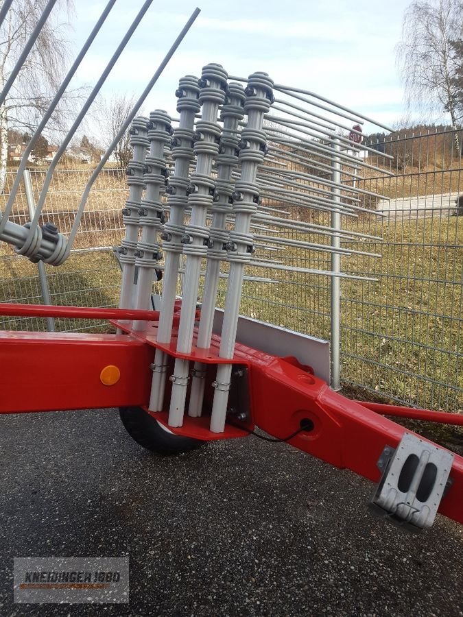 Schwader of the type Pöttinger Top 652, Gebrauchtmaschine in Altenfelden (Picture 12)