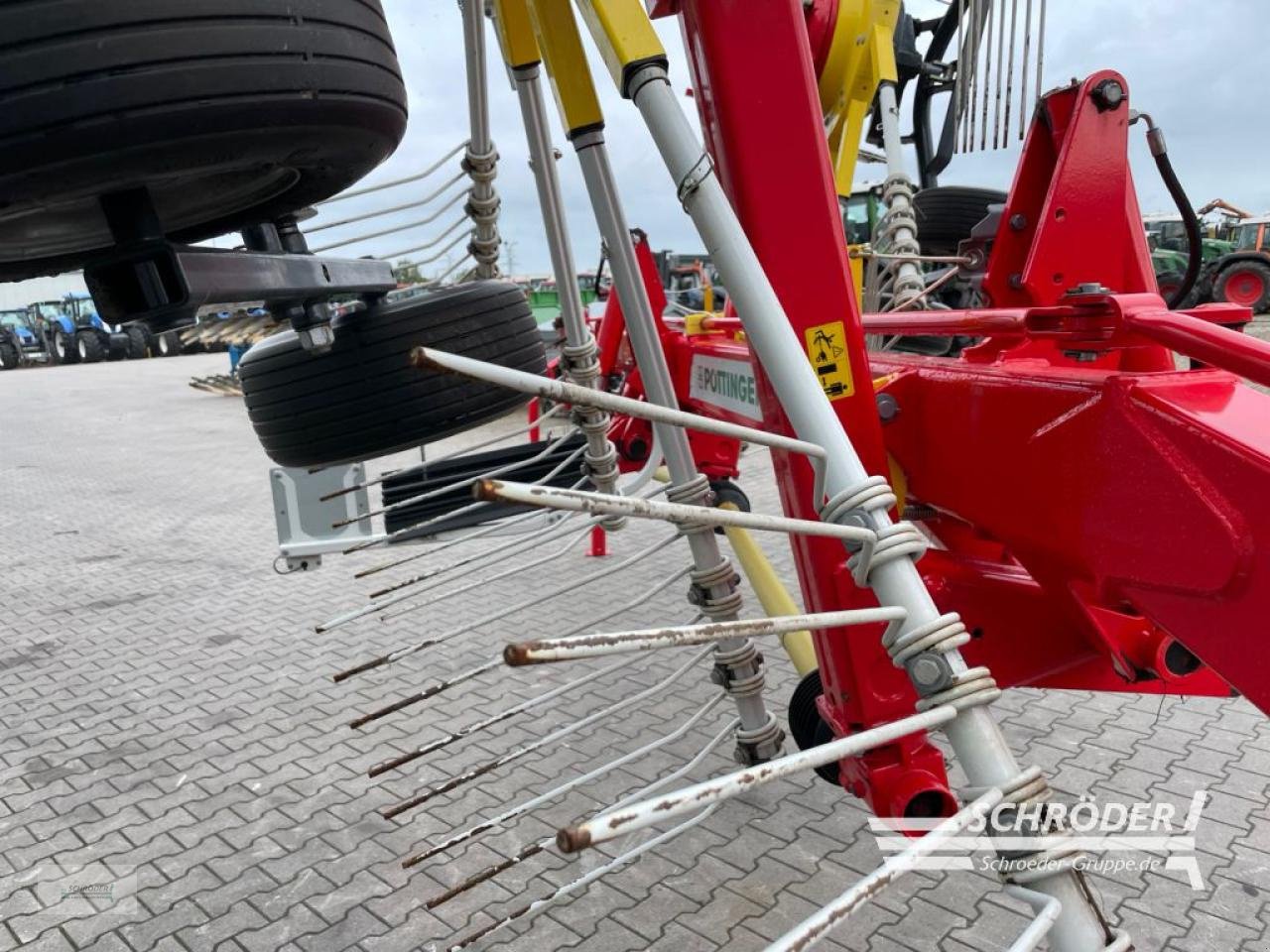 Schwader tipa Pöttinger TOP 652, Gebrauchtmaschine u Wildeshausen (Slika 3)