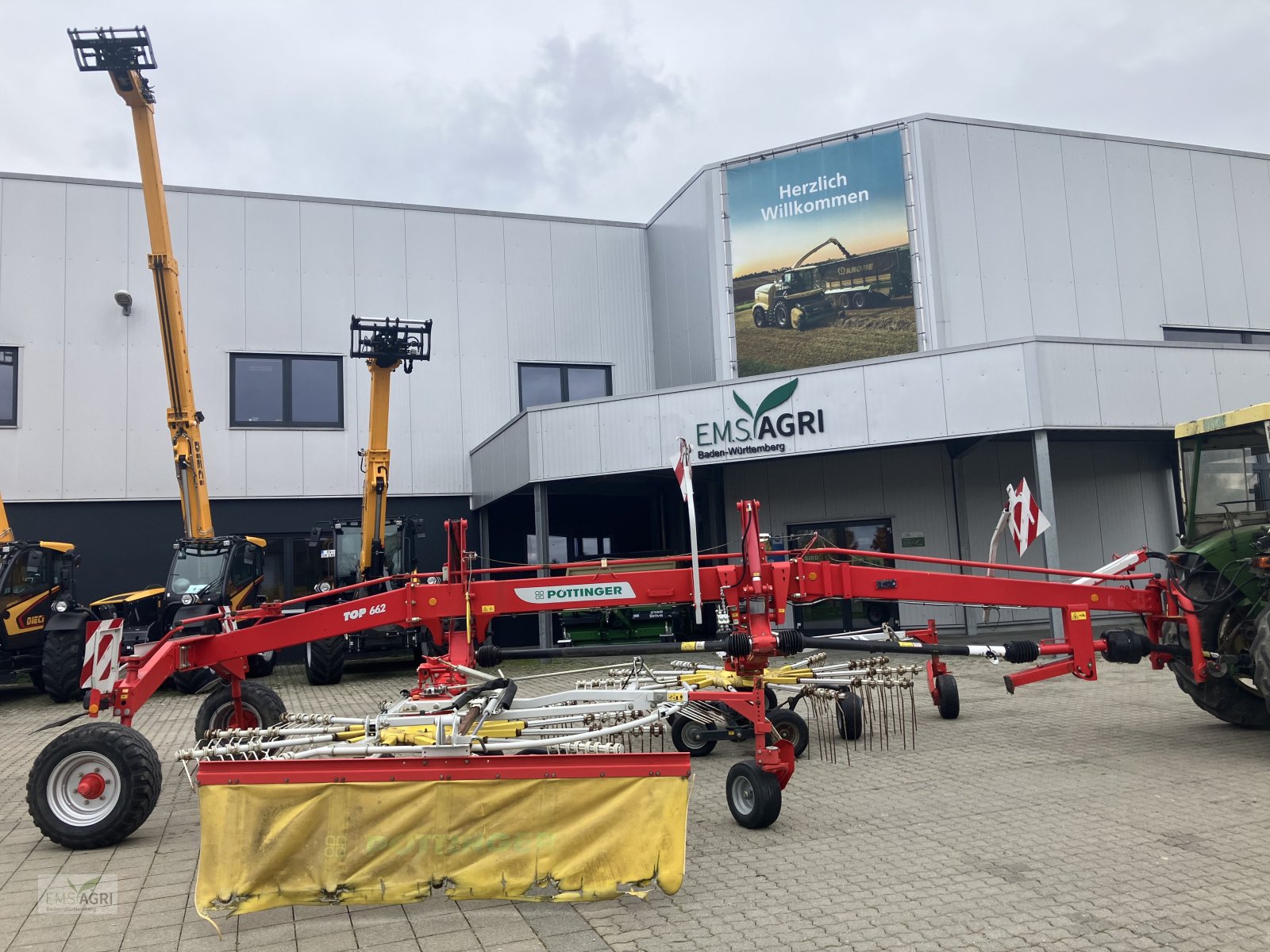 Schwader des Typs Pöttinger Top 662, Gebrauchtmaschine in Vöhringen (Bild 1)