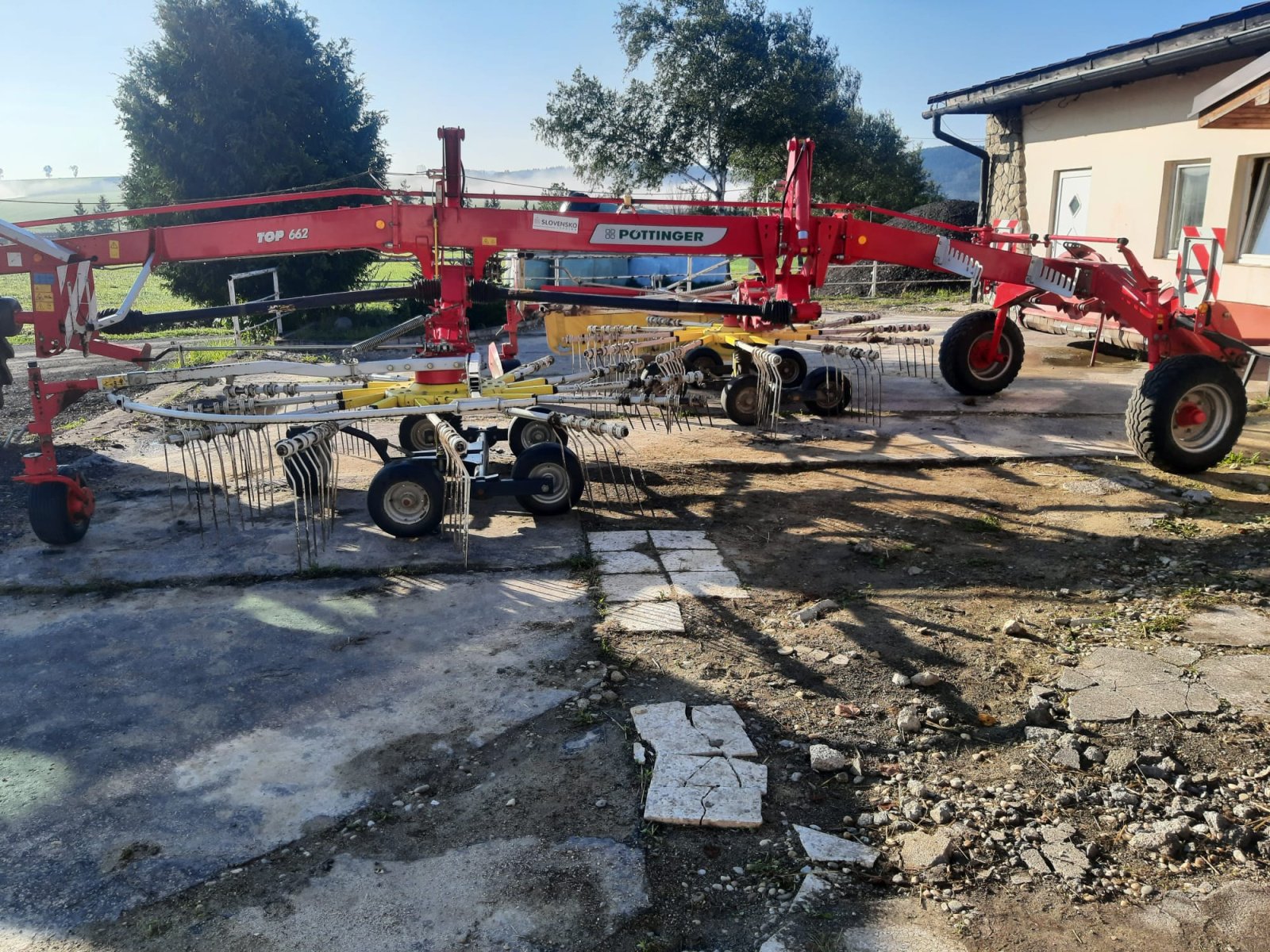 Schwader des Typs Pöttinger Top 662, Gebrauchtmaschine in Važec (Bild 1)