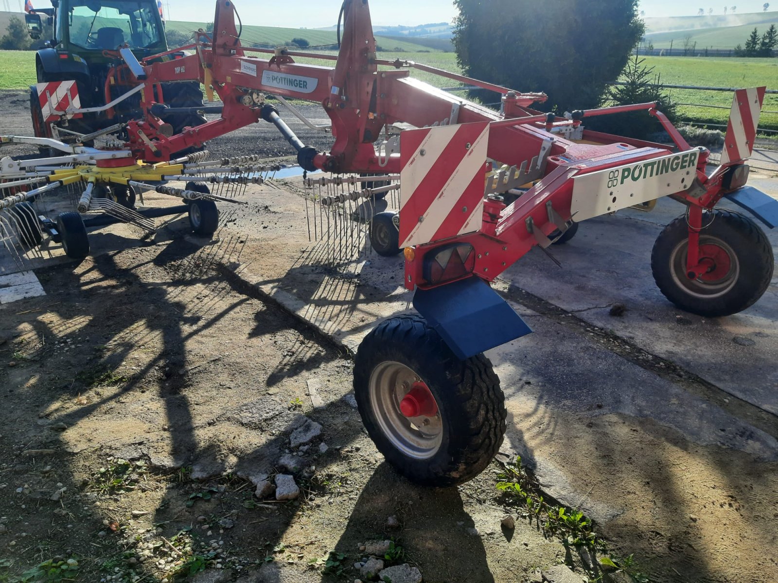 Schwader des Typs Pöttinger Top 662, Gebrauchtmaschine in Važec (Bild 7)