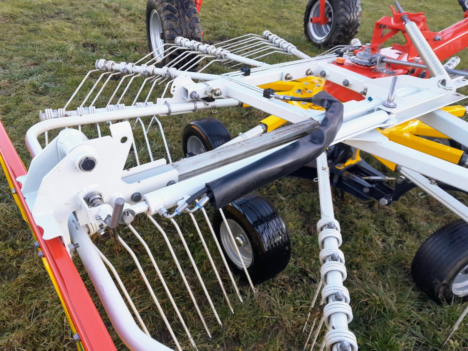 Schwader типа Pöttinger Top 662, Gebrauchtmaschine в Hausham (Фотография 2)