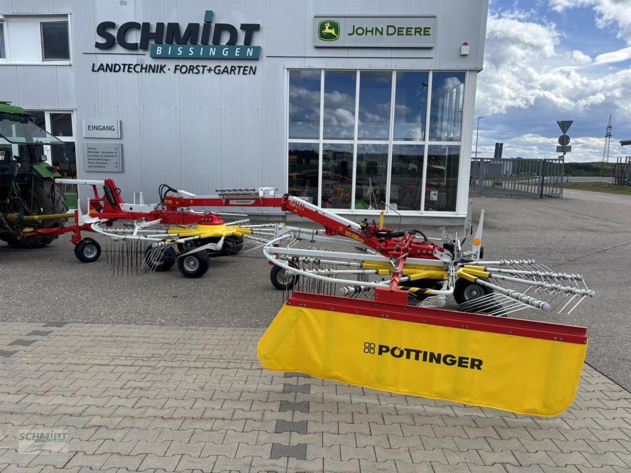 Schwader of the type Pöttinger TOP 692 A, Gebrauchtmaschine in Herbrechtingen (Picture 1)