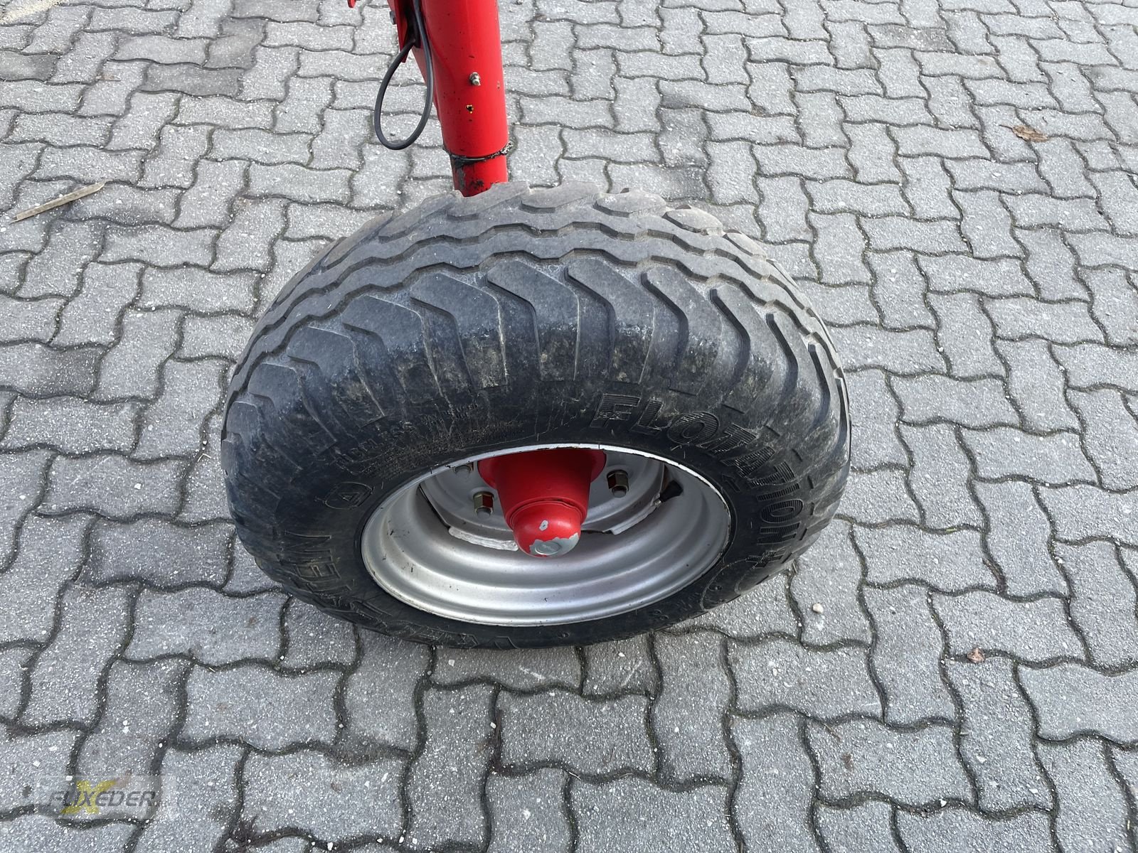 Schwader des Typs Pöttinger Top 701 A, Gebrauchtmaschine in Pattigham (Bild 3)