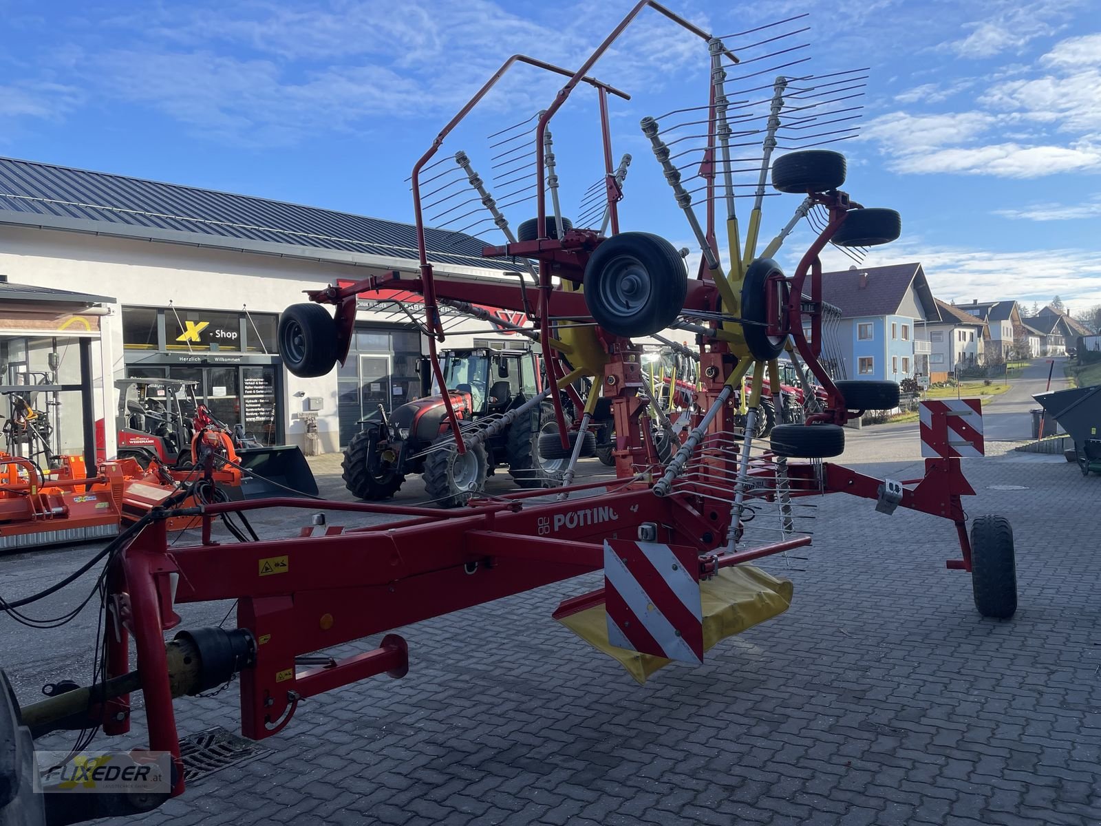 Schwader des Typs Pöttinger Top 701 A, Gebrauchtmaschine in Pattigham (Bild 5)