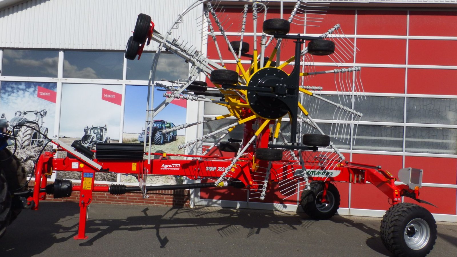 Schwader tip Pöttinger TOP 762 C 2 rotors rive, Gebrauchtmaschine in Hobro (Poză 2)