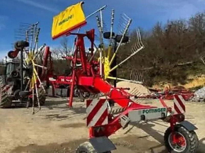 Schwader za tip Pöttinger top 812, Gebrauchtmaschine u MONFERRAN