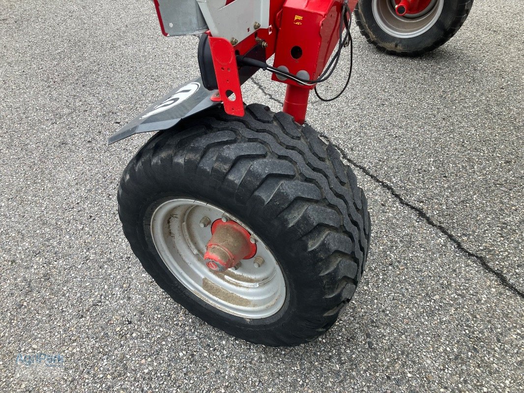 Schwader des Typs Pöttinger TOP 812, Gebrauchtmaschine in Kirchdorf (Bild 7)