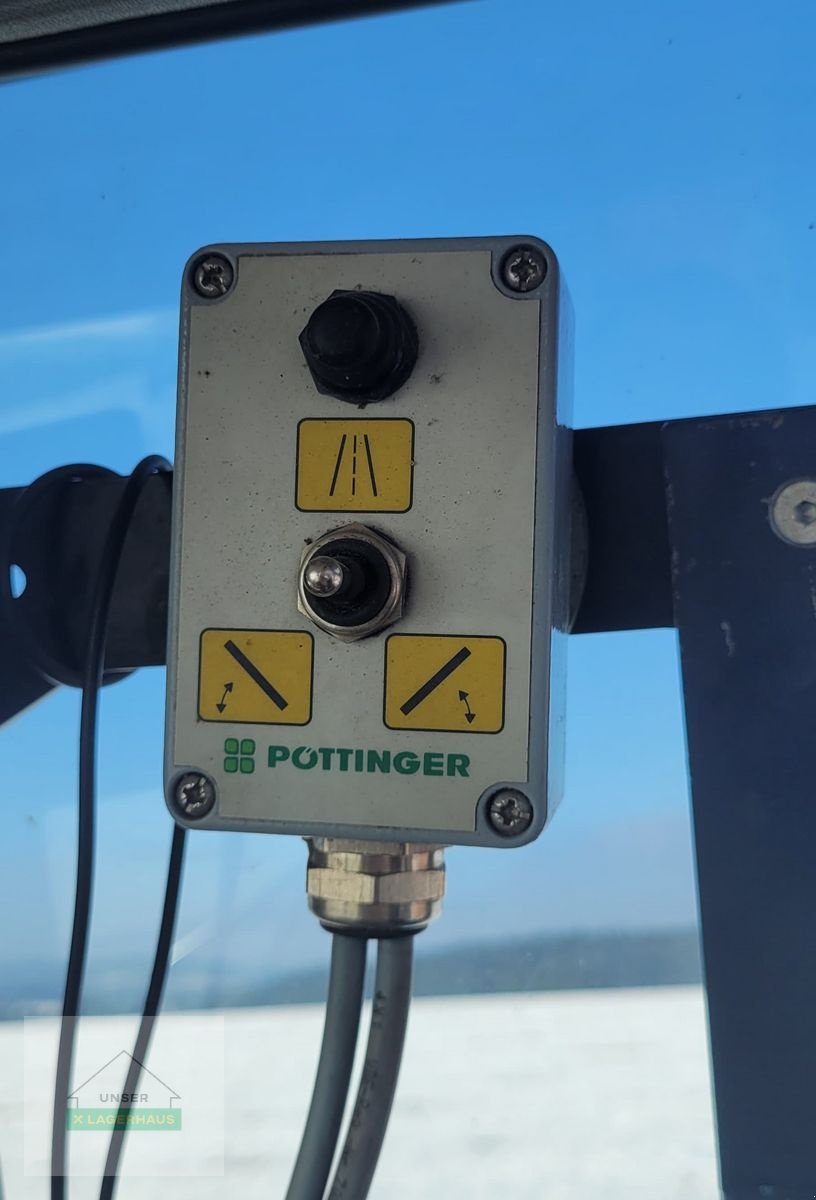 Schwader del tipo Pöttinger Top 842, Gebrauchtmaschine en Freistadt (Imagen 2)