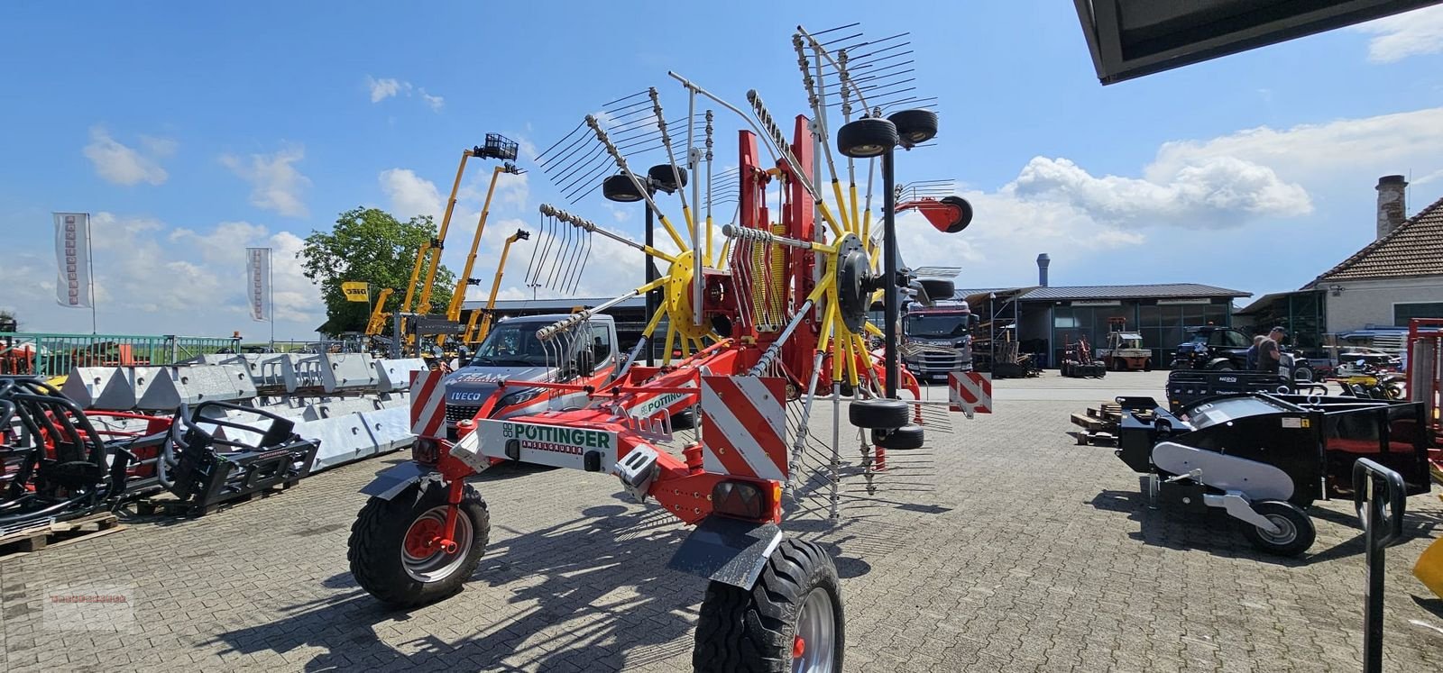 Schwader Türe ait Pöttinger TOP 842C, Gebrauchtmaschine içinde Tarsdorf (resim 8)