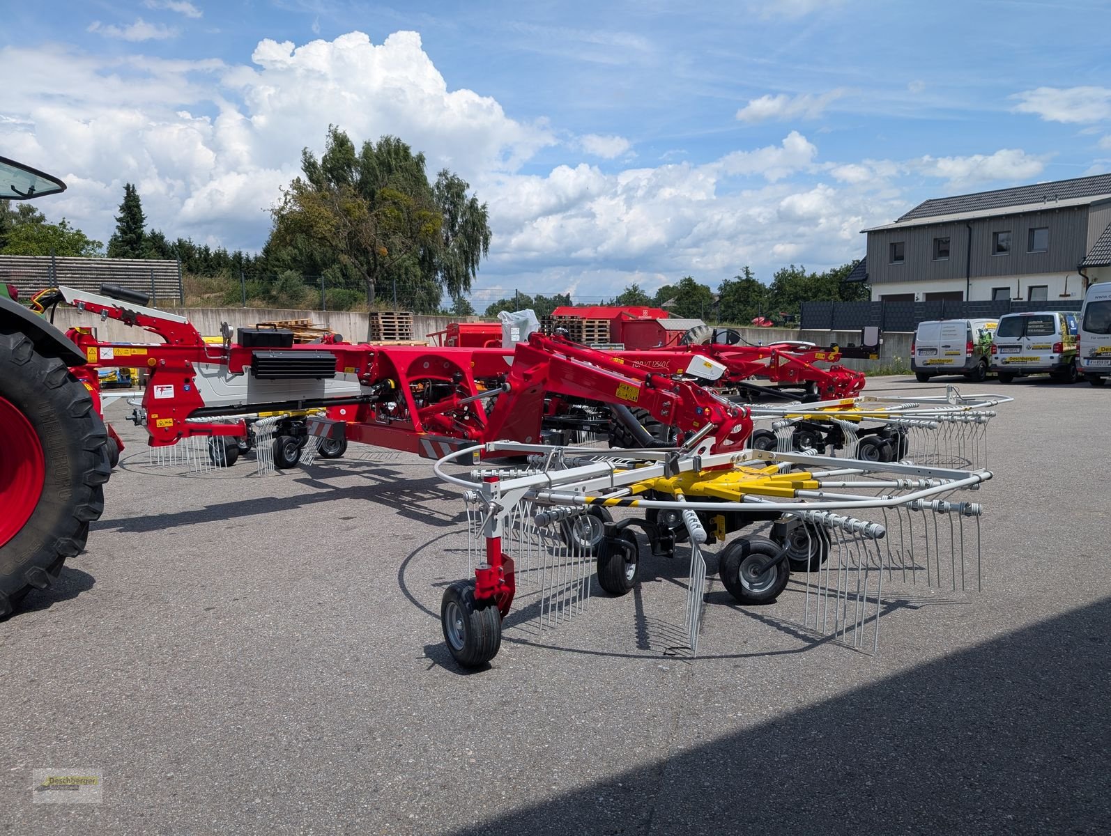 Schwader des Typs Pöttinger TOP VT 12540 C, Neumaschine in Senftenbach (Bild 2)