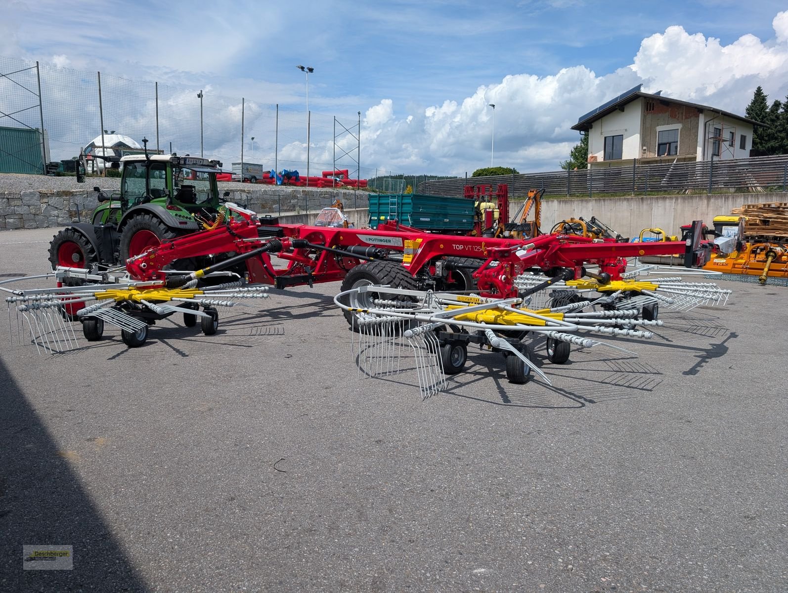 Schwader des Typs Pöttinger TOP VT 12540 C, Neumaschine in Senftenbach (Bild 7)