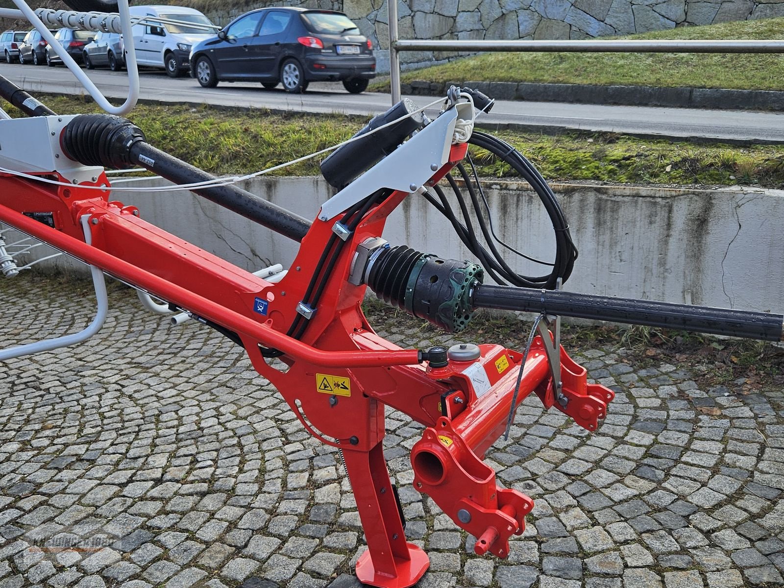 Schwader des Typs Pöttinger Top VT 6820 S, Neumaschine in Altenfelden (Bild 5)