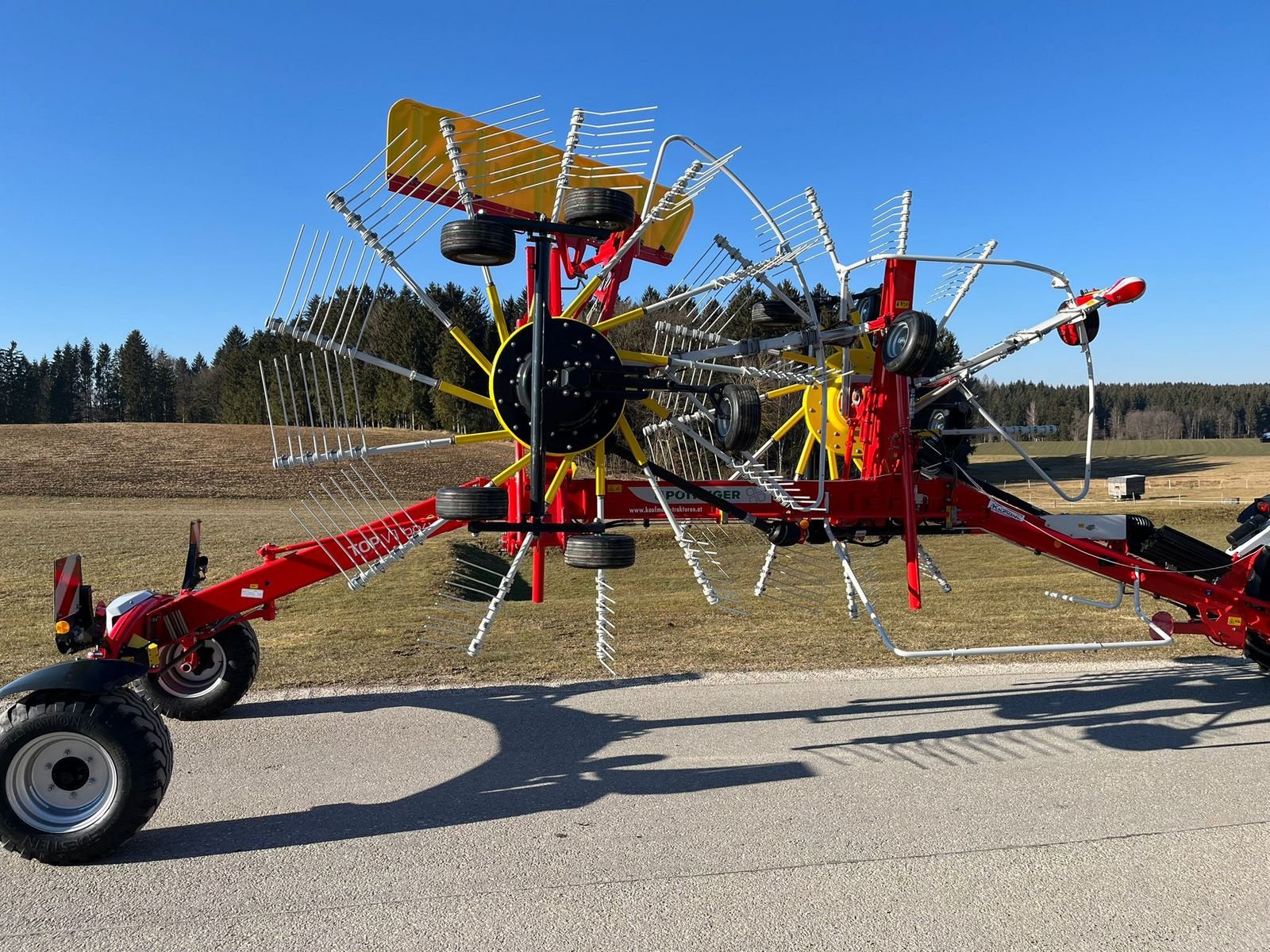 Schwader typu Pöttinger TOP VT 6820 S, Vorführmaschine v NATTERNBACH (Obrázek 10)