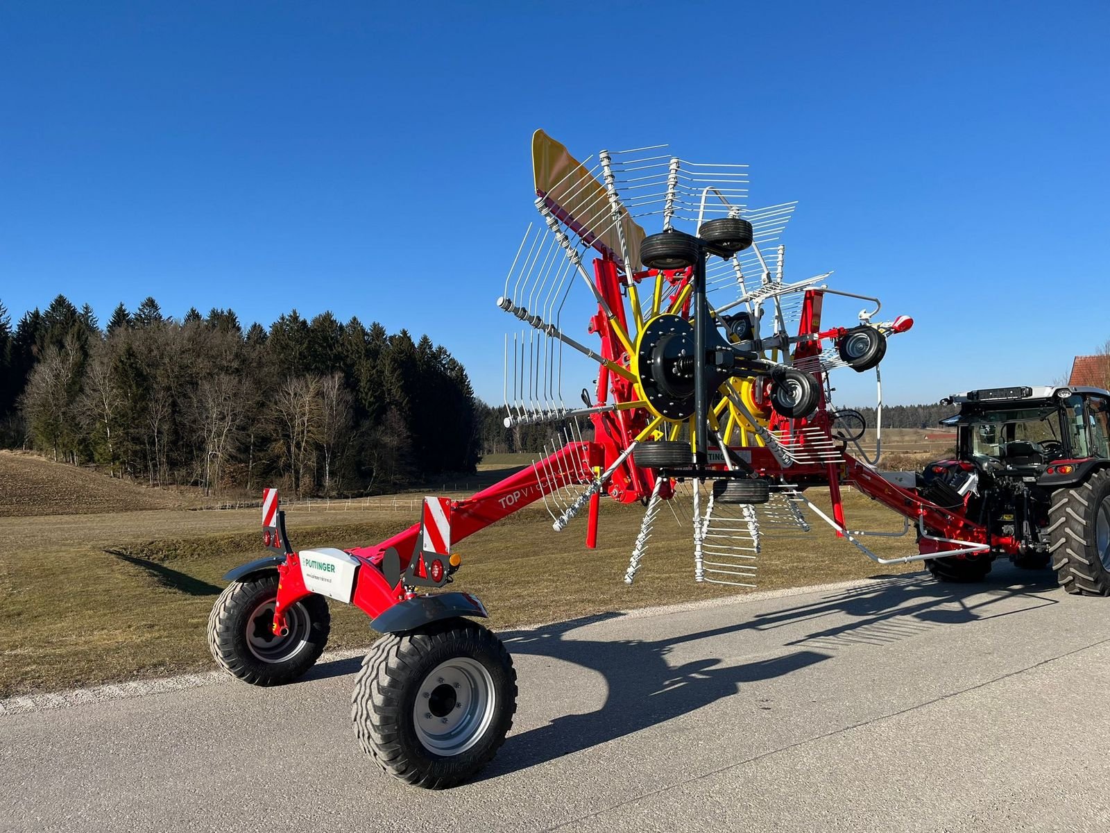 Schwader typu Pöttinger TOP VT 6820 S, Vorführmaschine v NATTERNBACH (Obrázek 3)