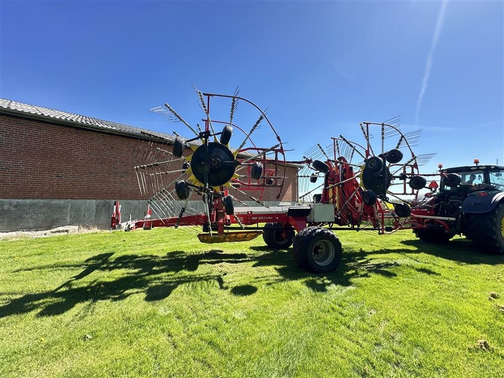 Schwader tipa Pöttinger TOP1252 C, Gebrauchtmaschine u Ringkøbing (Slika 2)