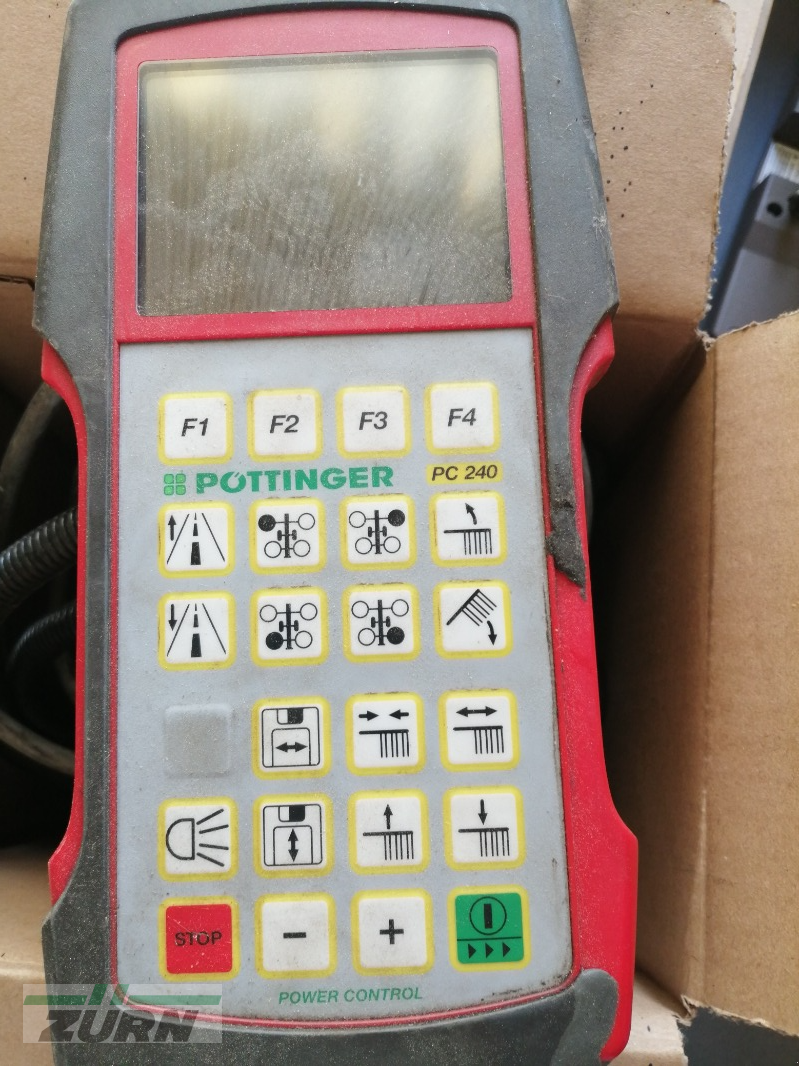 Schwader του τύπου Pöttinger Top1252CS-Line, Gebrauchtmaschine σε Emskirchen (Φωτογραφία 23)