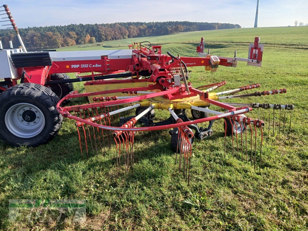 Schwader του τύπου Pöttinger Top1252CS-Line, Gebrauchtmaschine σε Emskirchen (Φωτογραφία 11)