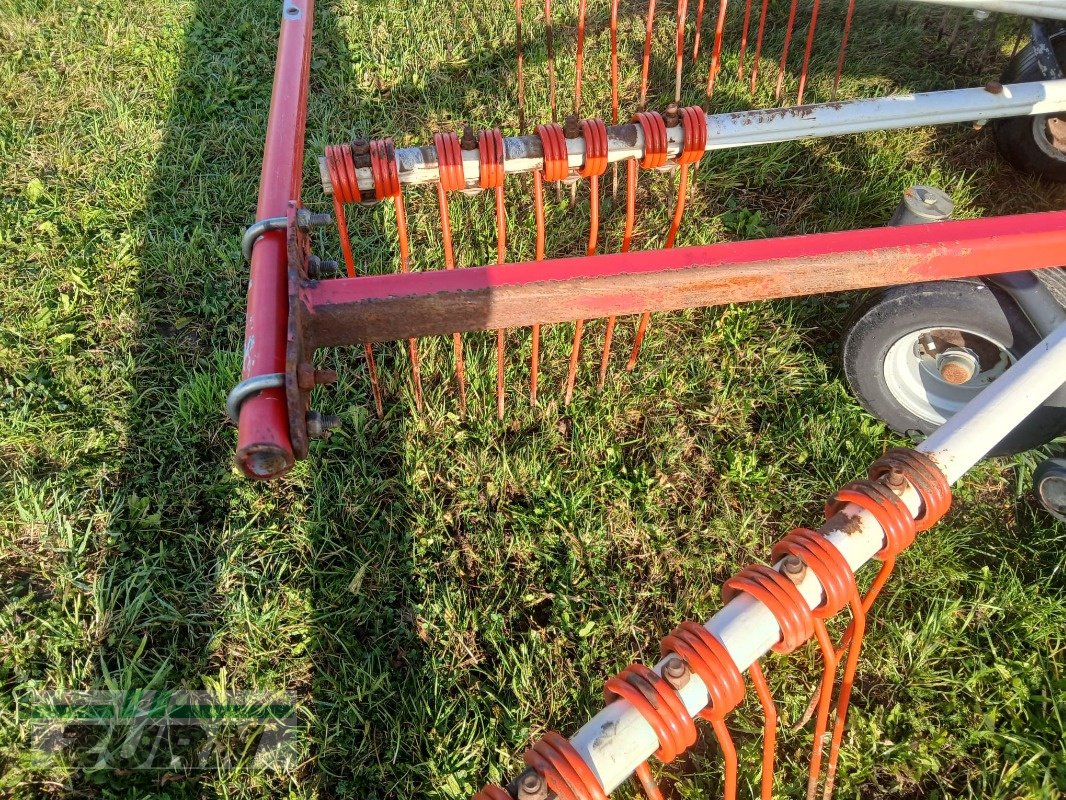 Schwader του τύπου Pöttinger Top1252CS-Line, Gebrauchtmaschine σε Emskirchen (Φωτογραφία 16)