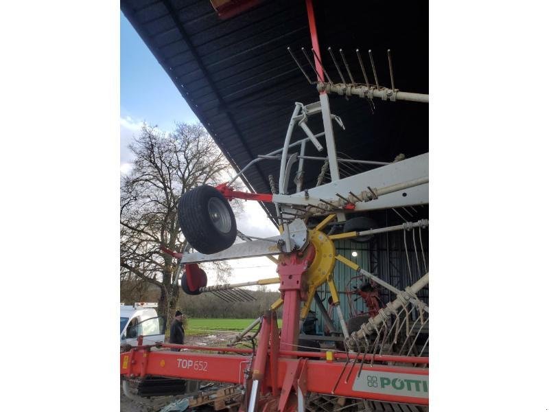 Schwader от тип Pöttinger TOP652, Gebrauchtmaschine в BRAY en Val (Снимка 7)