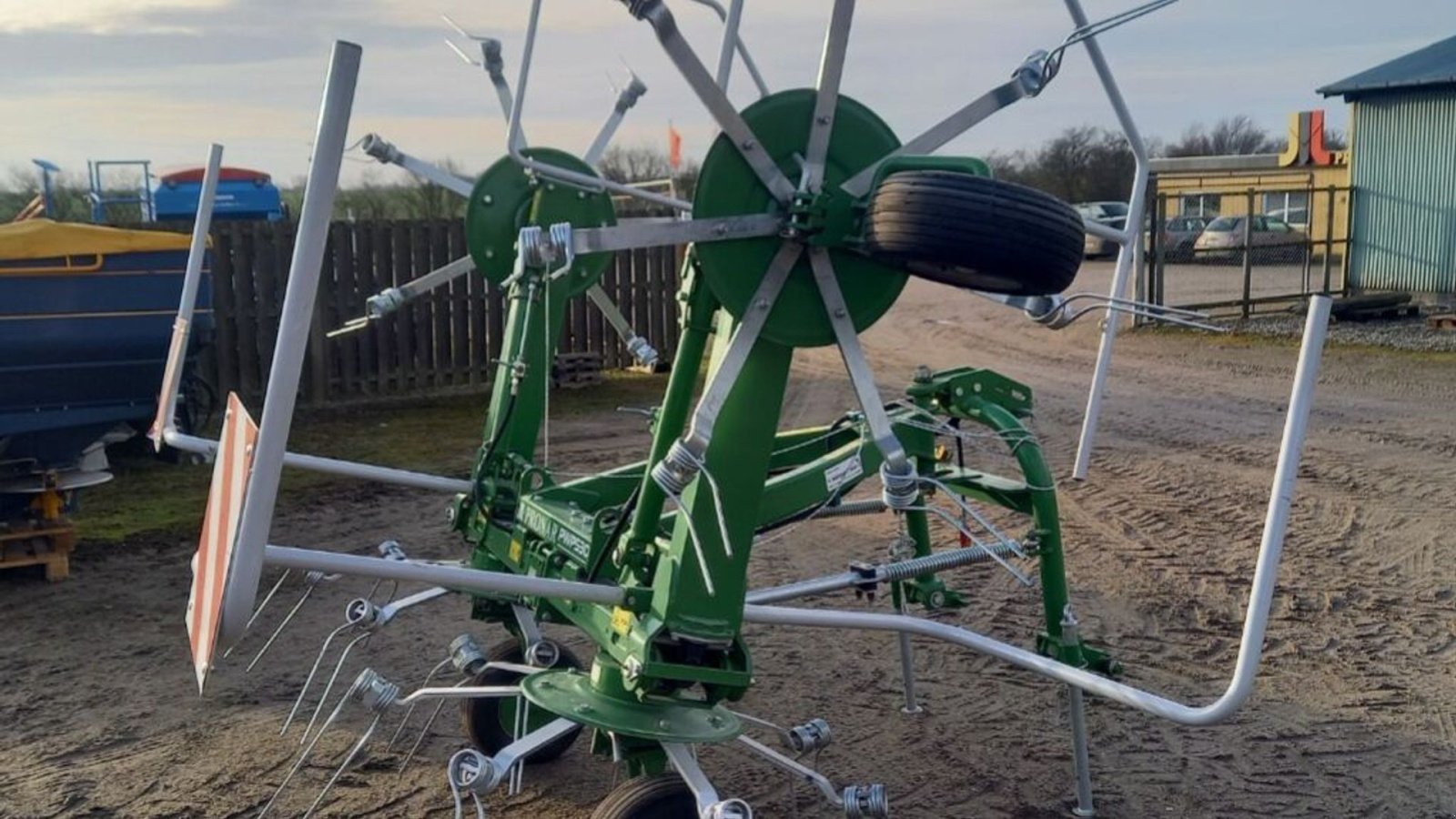 Schwader типа PRONAR PWP 530, Gebrauchtmaschine в Rødovre (Фотография 4)