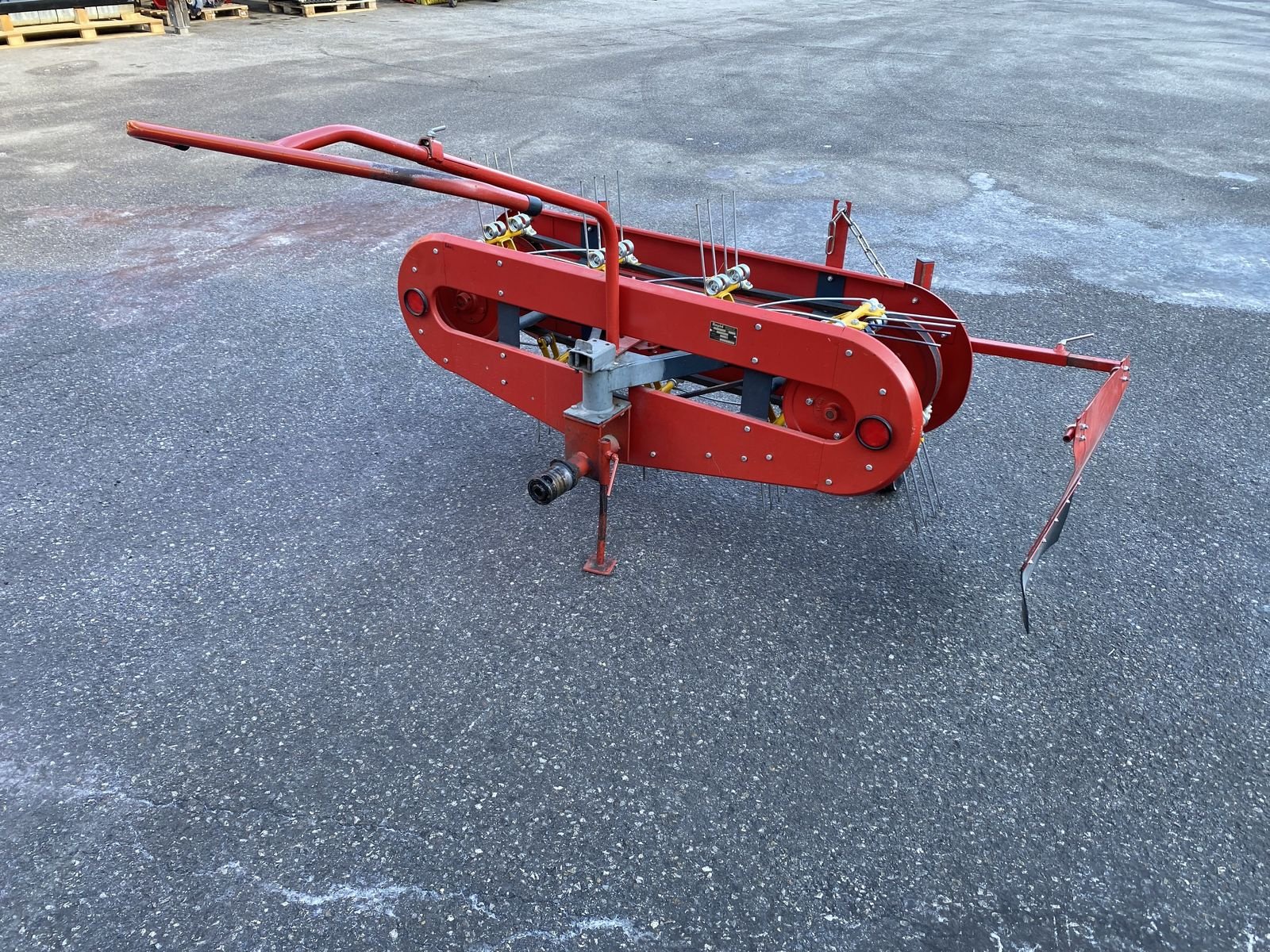 Schwader des Typs Rapid Heuer 130, Gebrauchtmaschine in Ried im Oberinntal (Bild 4)