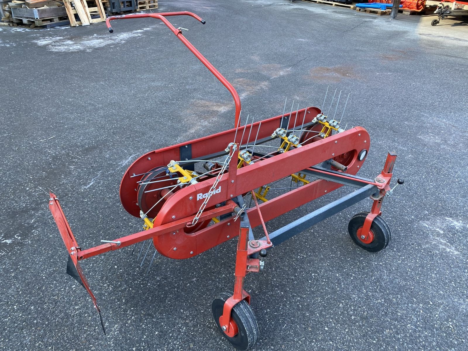 Schwader des Typs Rapid Heuer 130, Gebrauchtmaschine in Ried im Oberinntal (Bild 2)