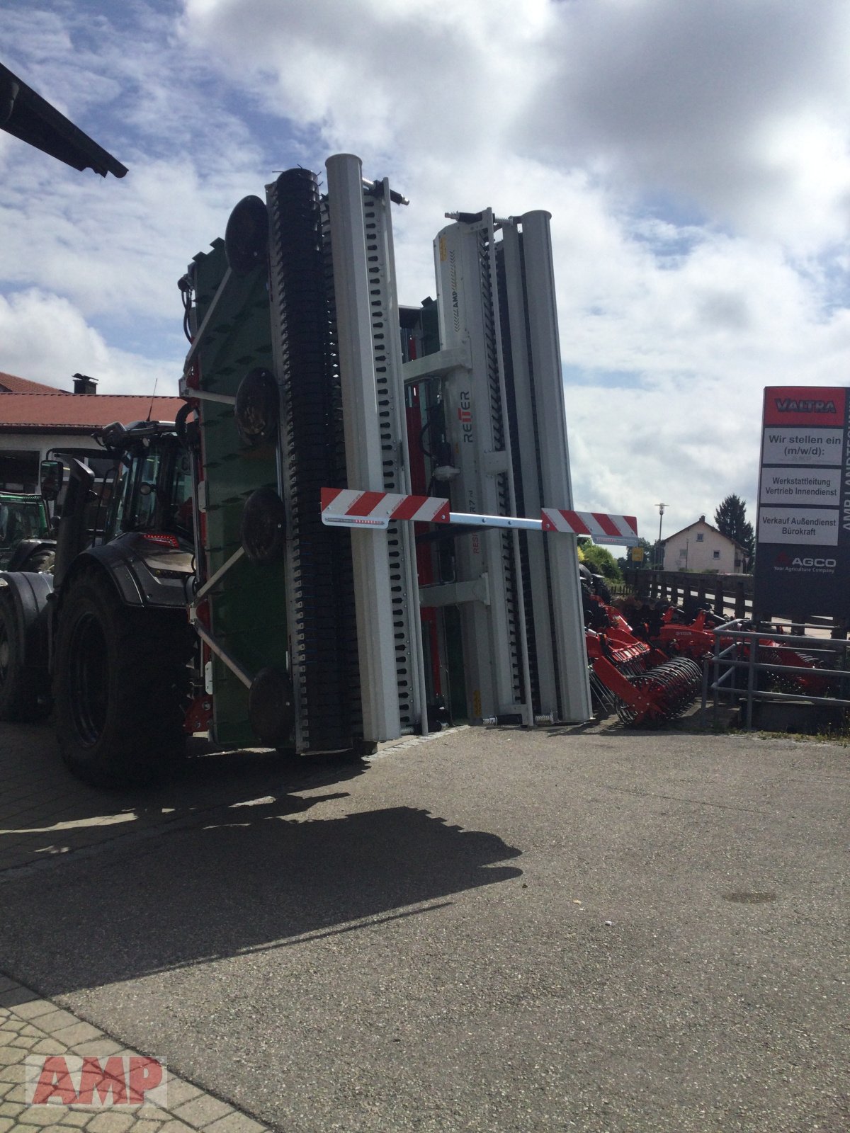 Schwader des Typs Reiter Reiter Respiro R7RD, Neumaschine in Teising (Bild 7)