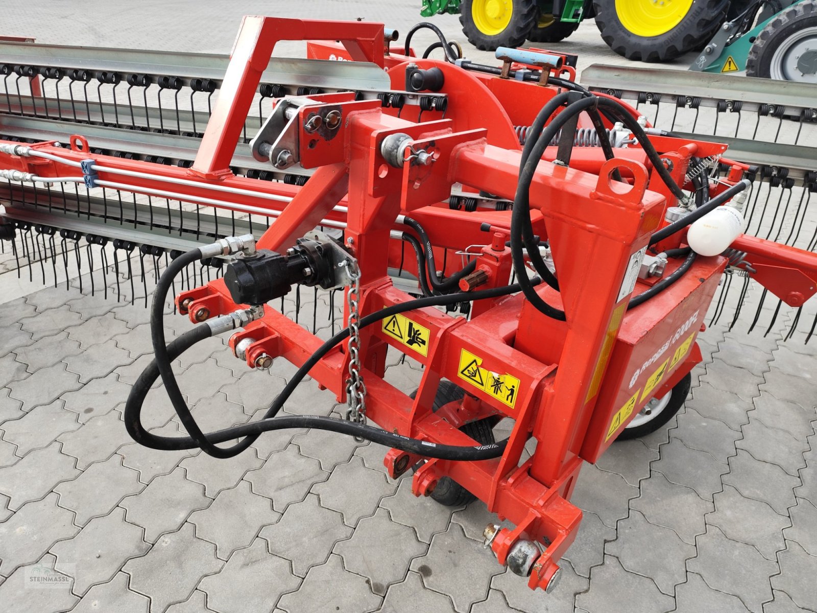 Schwader типа Repossi 6000FL, Gebrauchtmaschine в Petting (Фотография 3)