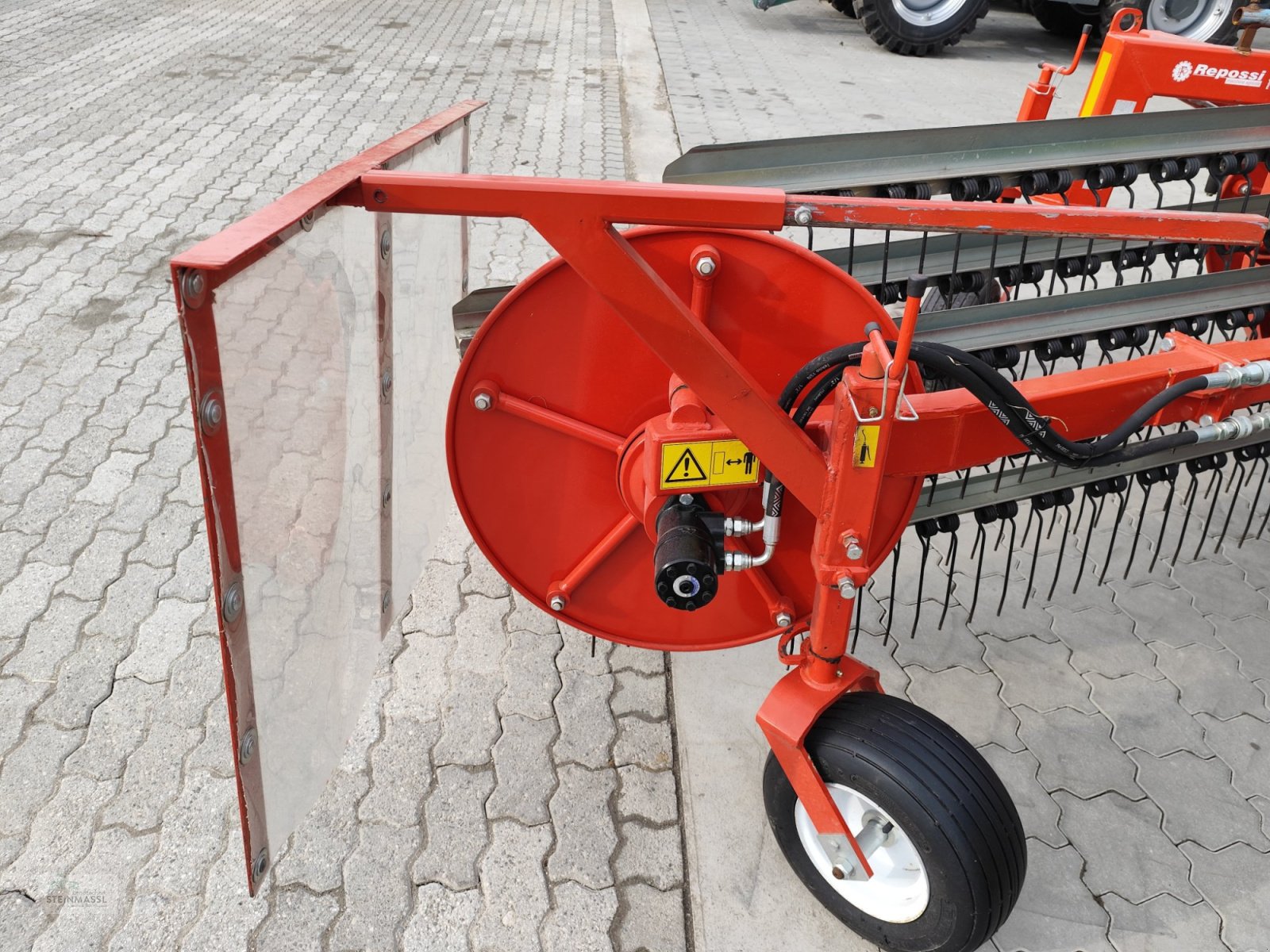 Schwader типа Repossi 6000FL, Gebrauchtmaschine в Petting (Фотография 5)