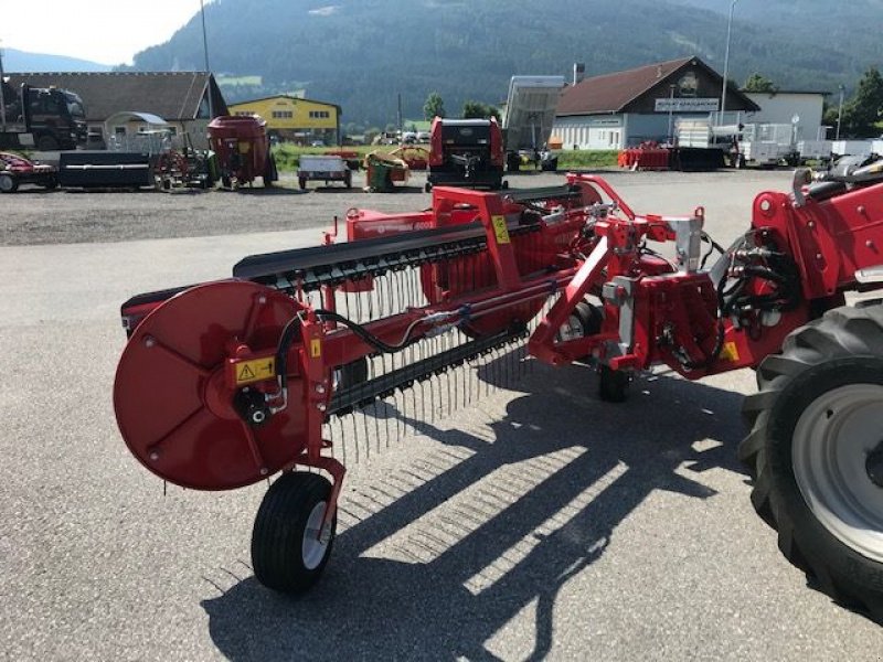 Schwader Türe ait Repossi Frontschwader 6000FL BIG Kammschwader, Neumaschine içinde Tamsweg (resim 19)